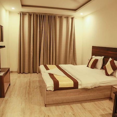 Basoya Farm 2Bhk Villla With Pool - 10 Min Away From Chattarpur ファリーダーバード エクステリア 写真