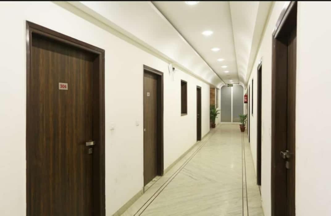 Basoya Farm 2Bhk Villla With Pool - 10 Min Away From Chattarpur ファリーダーバード エクステリア 写真